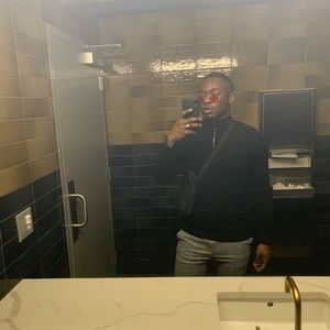 Meet your Posher, Malcolm